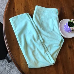 Maurice’s Mint Jegging